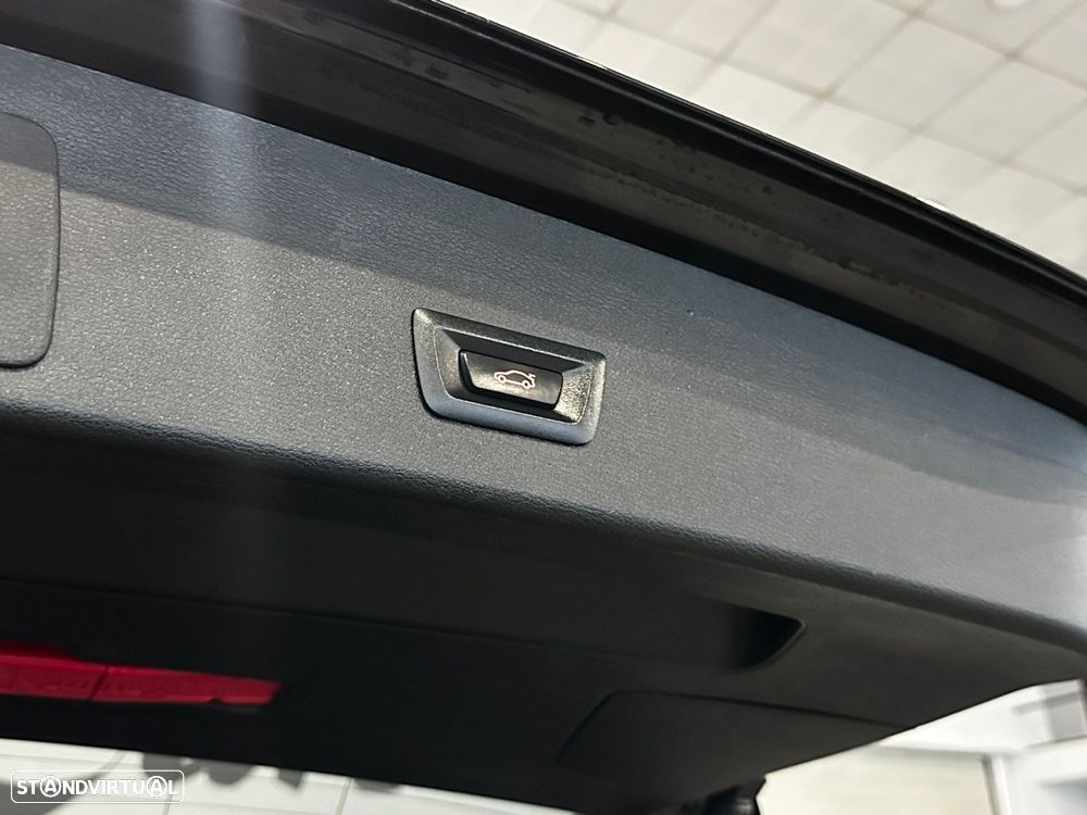 BMW X1 16 d sDrive Advantage - 8