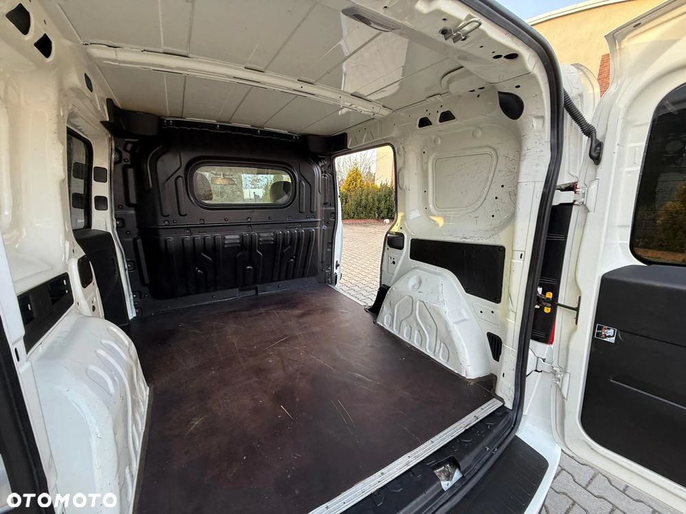 Fiat DOBLO - 17