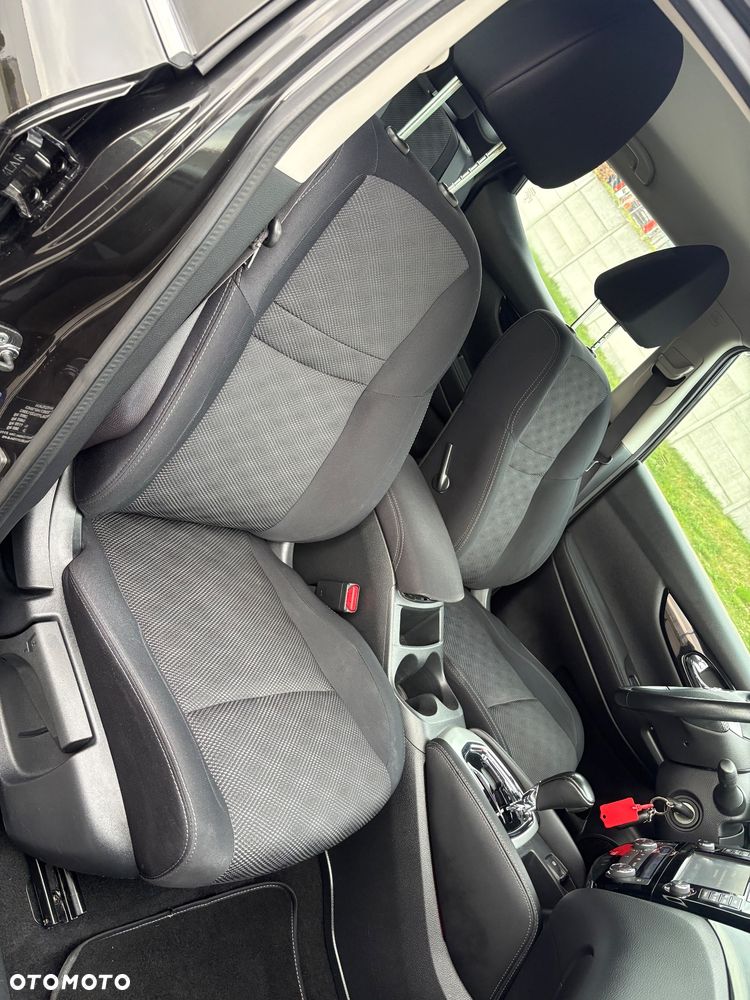 Nissan Qashqai 1.6 DCi N-Connecta Xtronic EU6 - 15