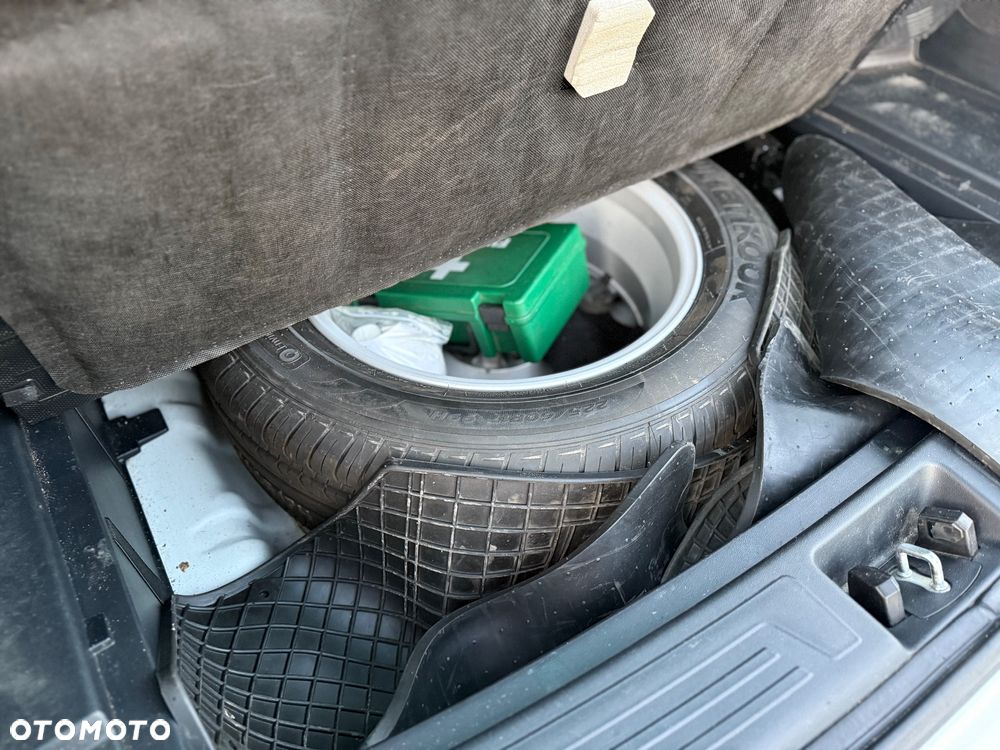 Hyundai ix35 2.0 CRDi Premium 4WD - 16