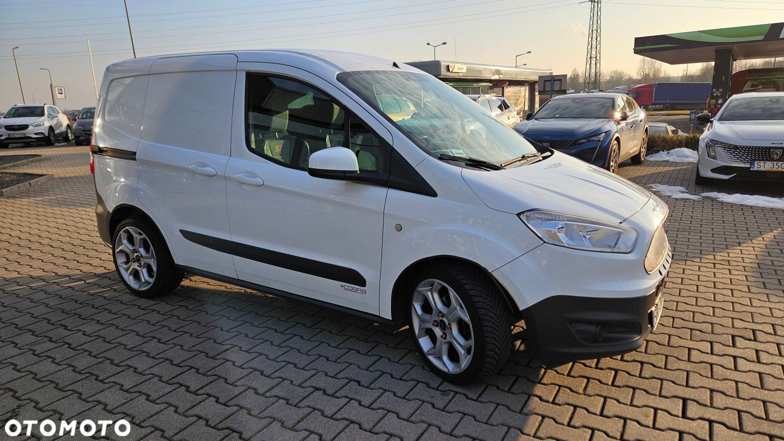 Ford courier - 3