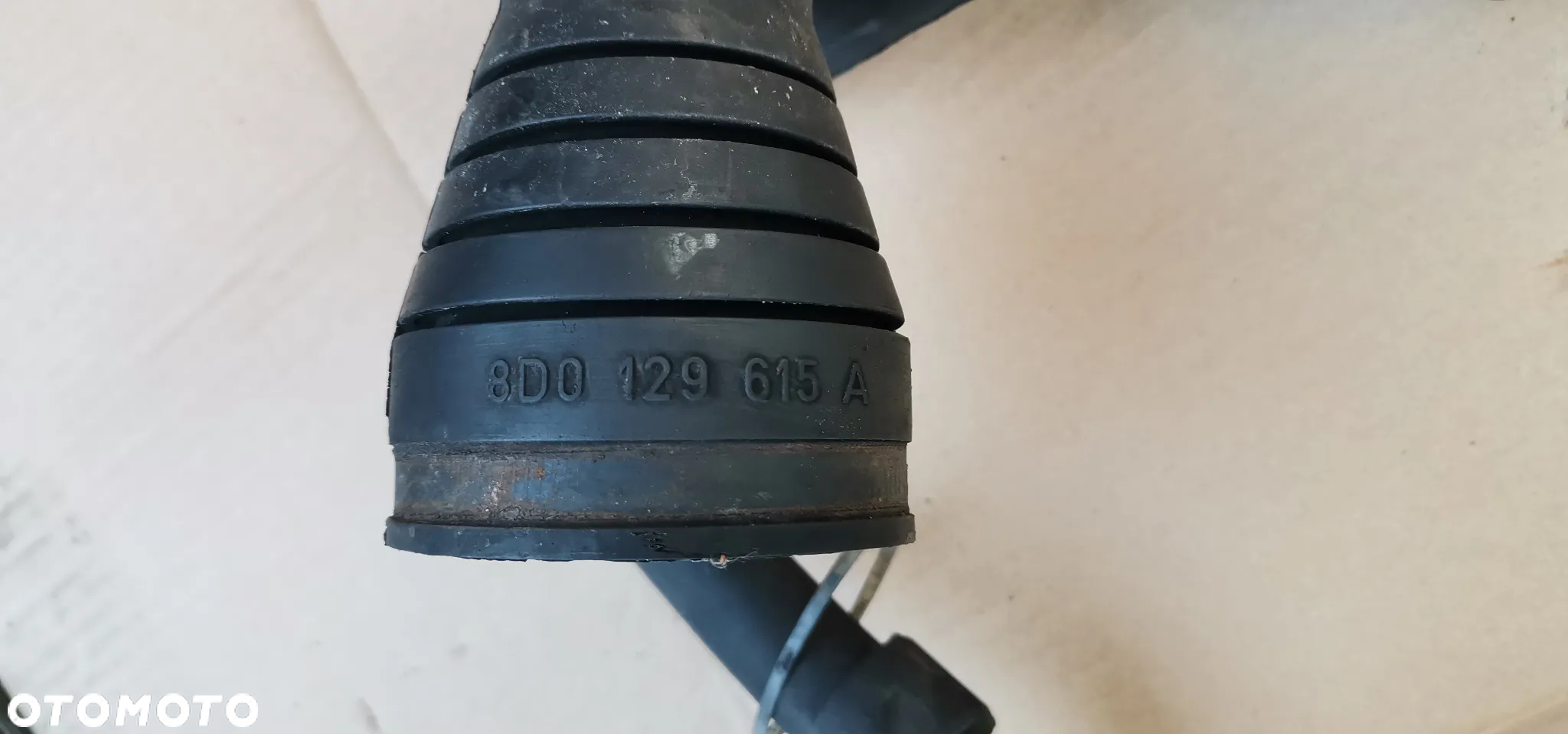 VW PASSAT B5 1.9 PRZEWÓD INTERCOOLERA 8D0129615A - 2