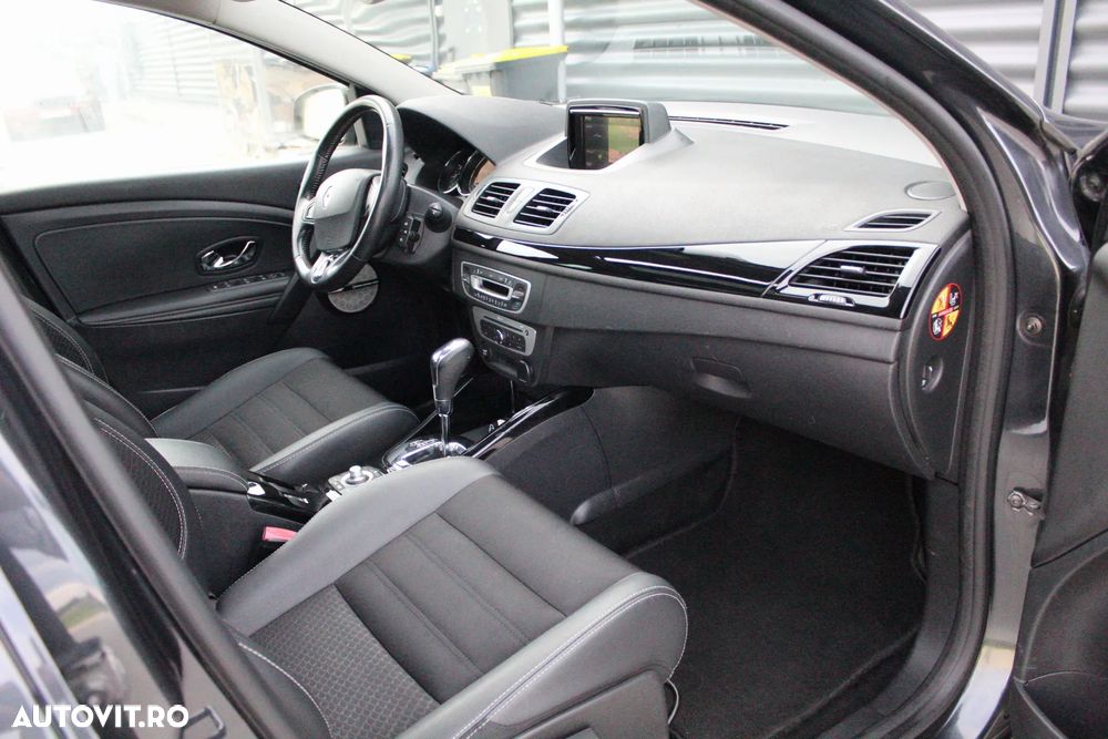 Renault Megane ENERGY dCi 110 EDC BOSE EDITION - 9