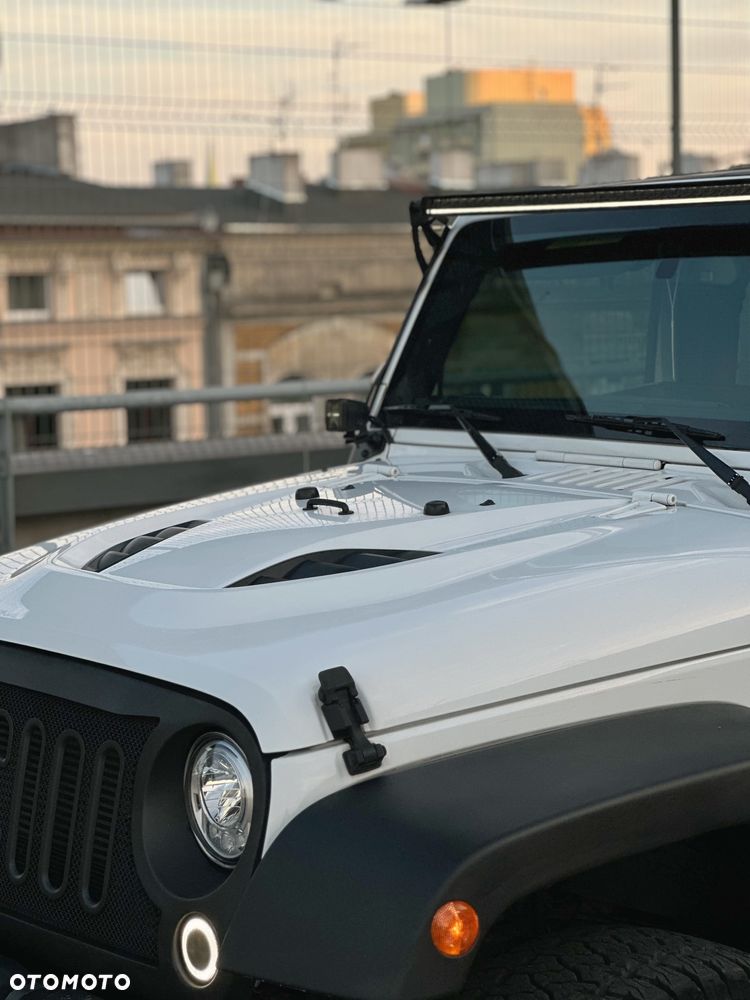 Jeep Wrangler 3.6 Unlim 75th Anniv - 7