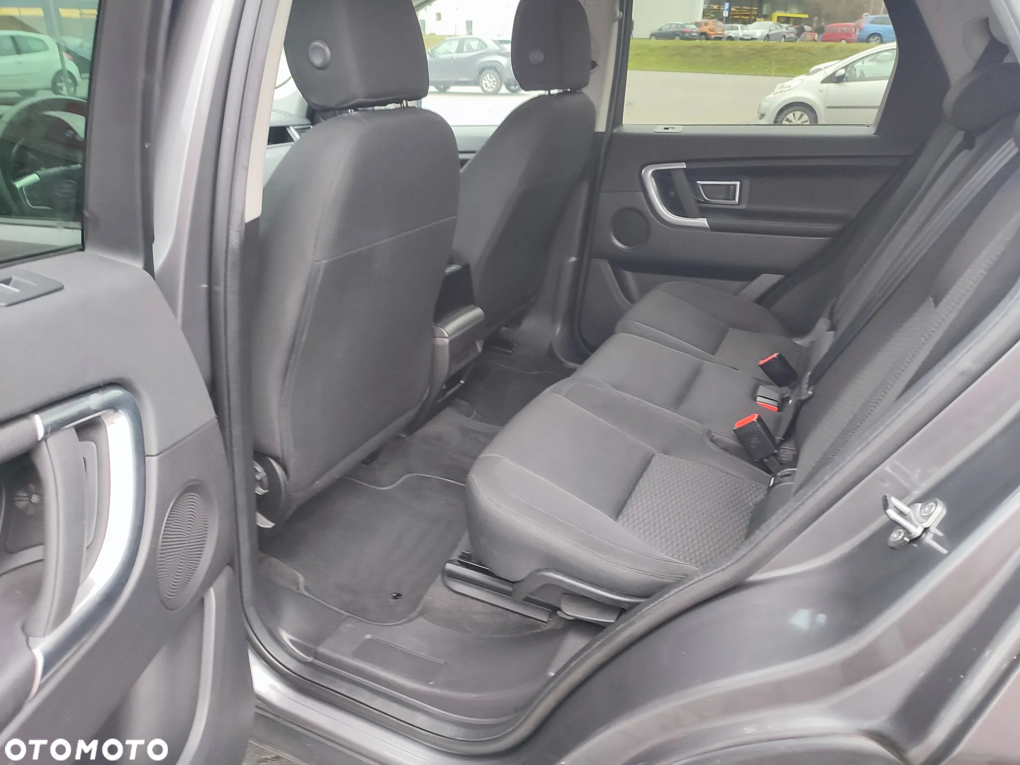 Land Rover Discovery Sport - 14
