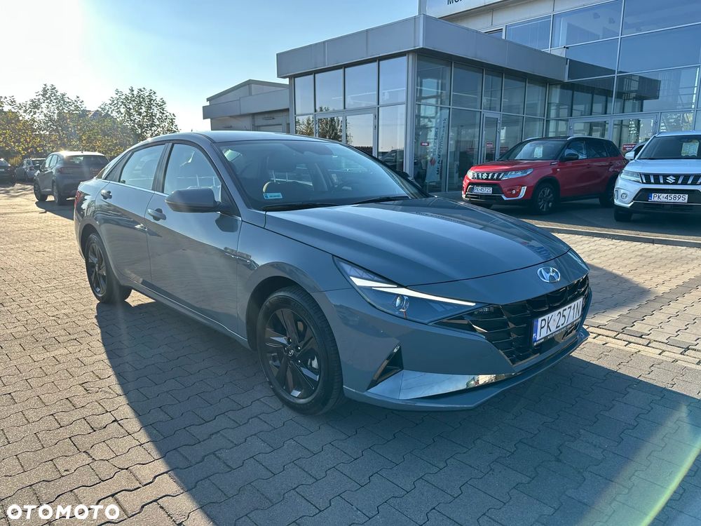 Hyundai Elantra 1.6 Modern CVT - 2