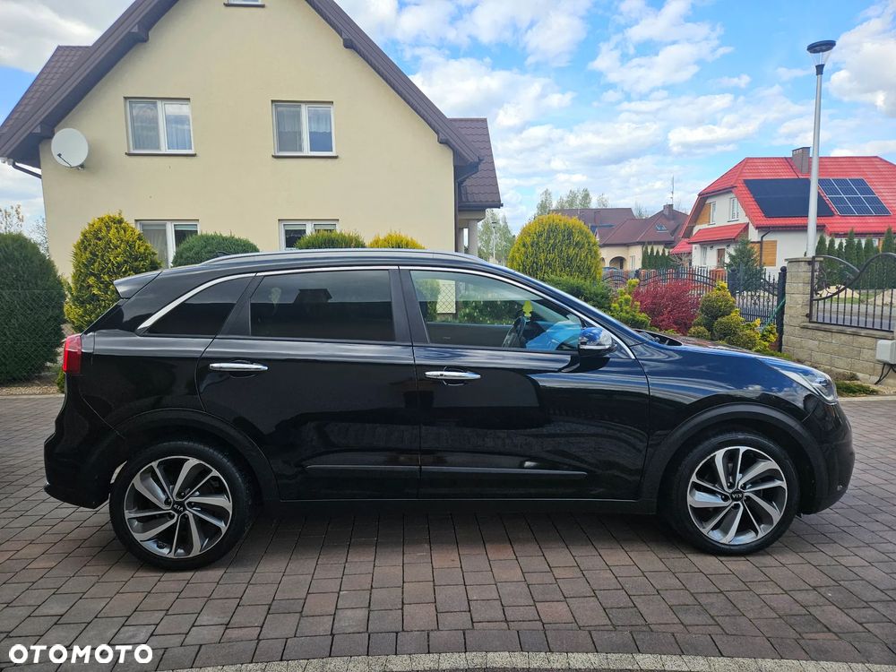 Kia Niro 1.6 GDI Hybrid M - 10