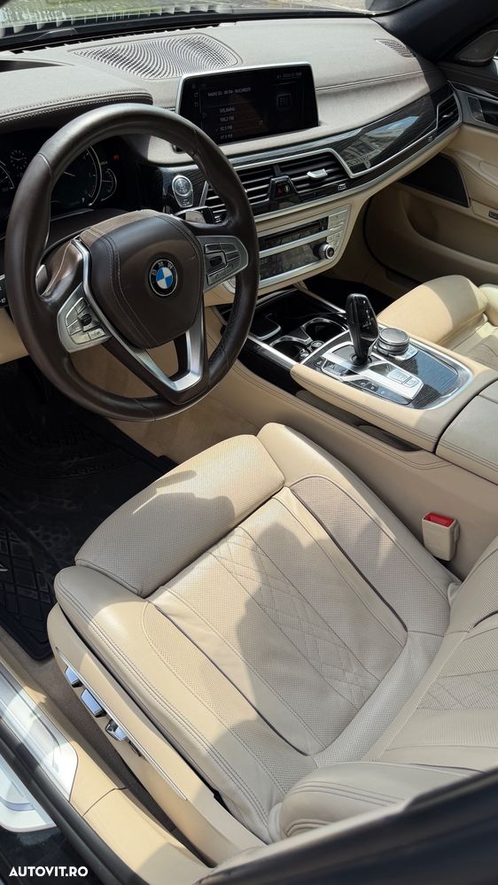 BMW Seria 7 730Ld xDrive - 17