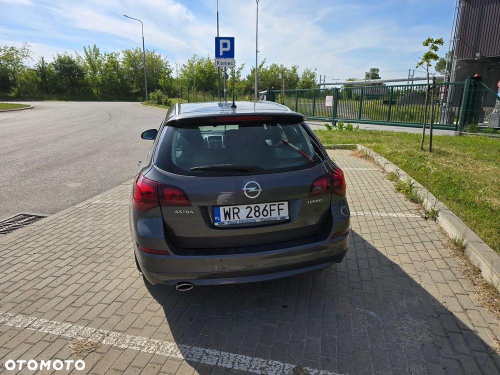 Opel Astra 1.4 T Sport - 13