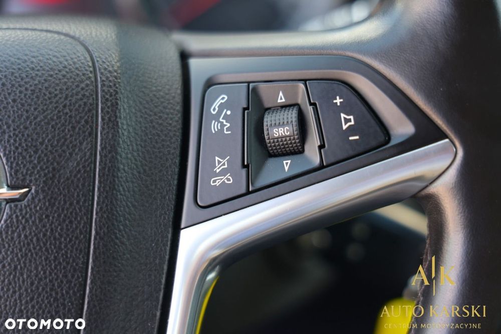 Opel Insignia - 24