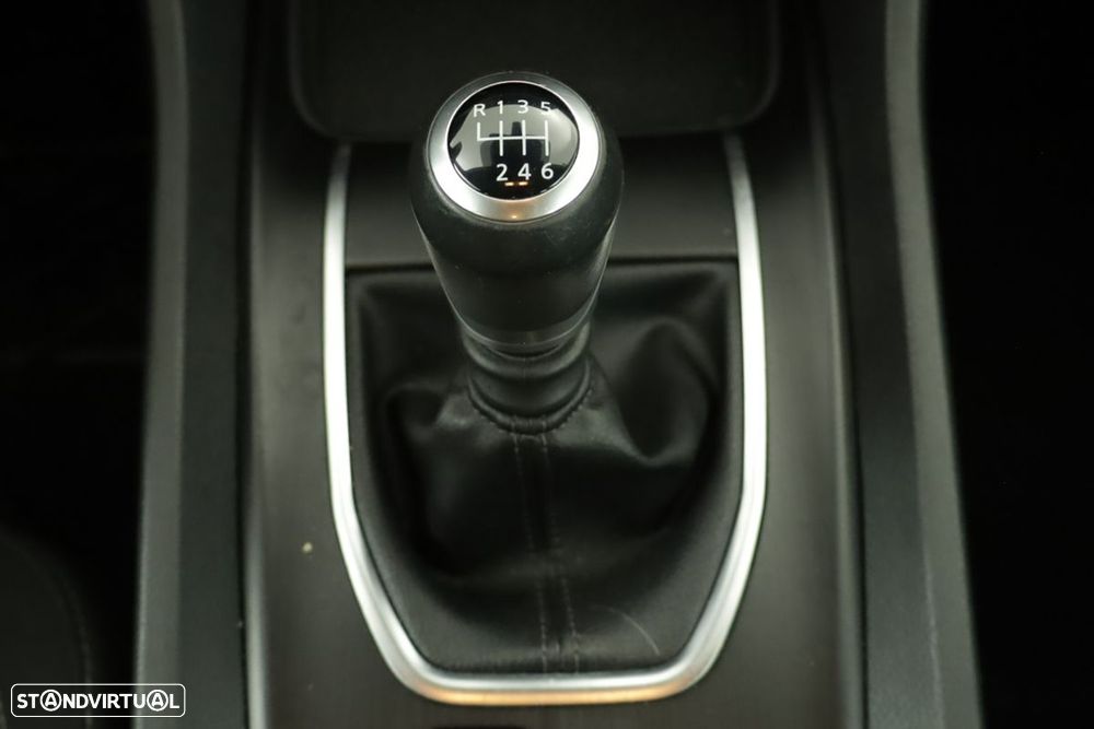 Nissan Qashqai 1.3 DIG-T Acenta - 11