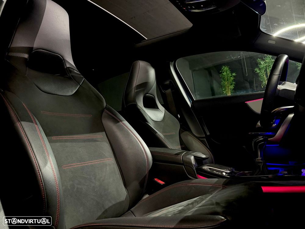 Mercedes-Benz A 180 AMG Line - 15