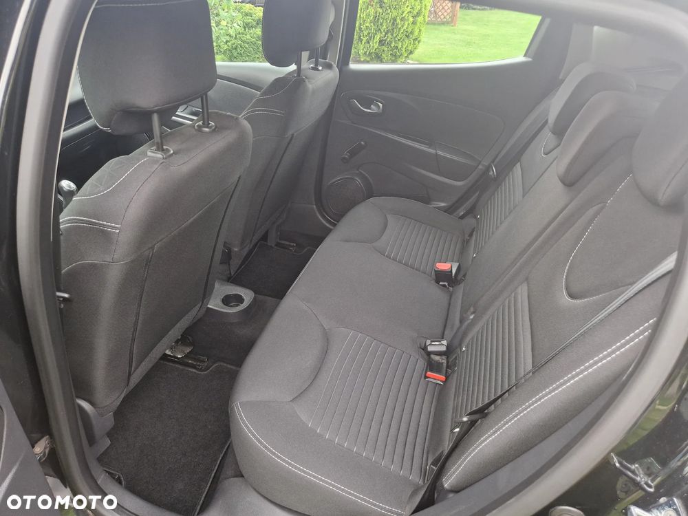 Renault Clio 1.2 16V 75 Limited - 14