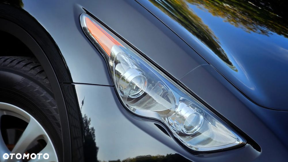 Infiniti QX70 3.7 GT - 14