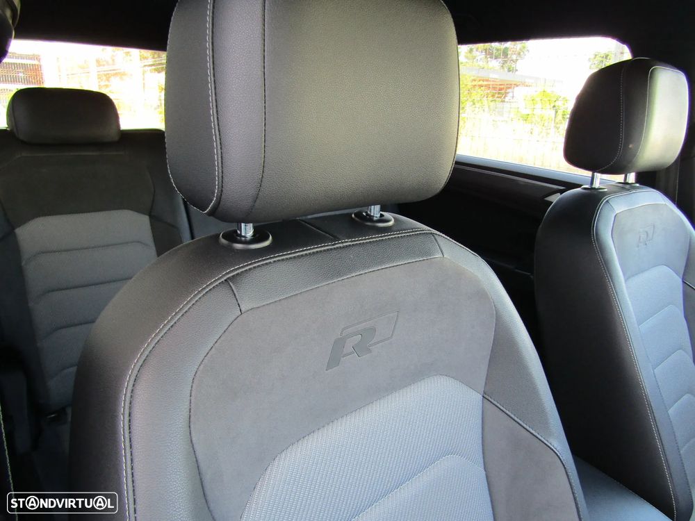 VW Tiguan Allspace 2.0 TDI Highline DSG - 24
