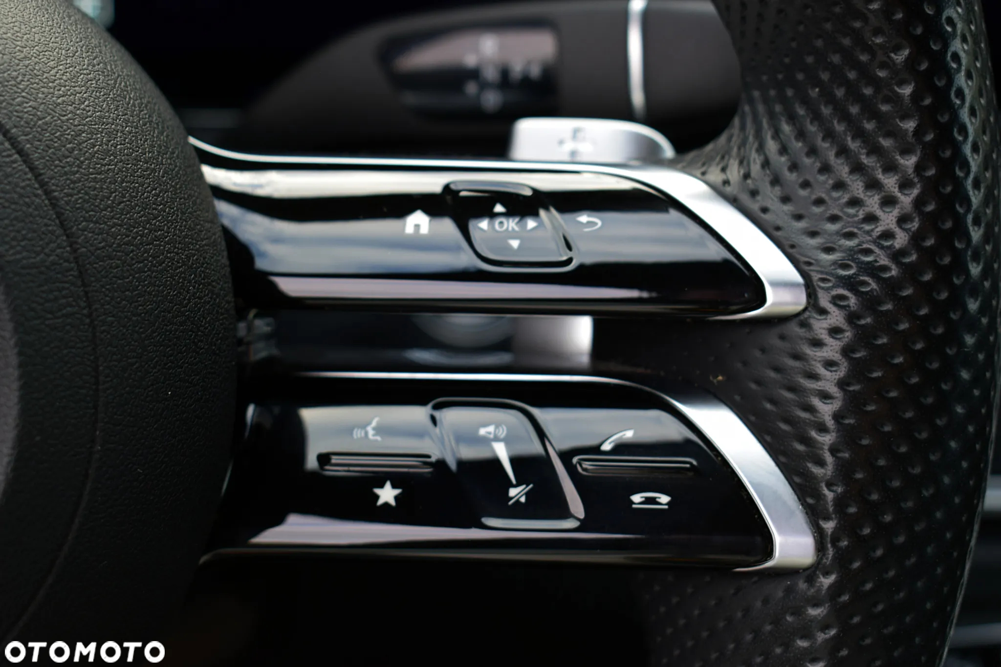 Mercedes-Benz Klasa E 220 d AMG - 12