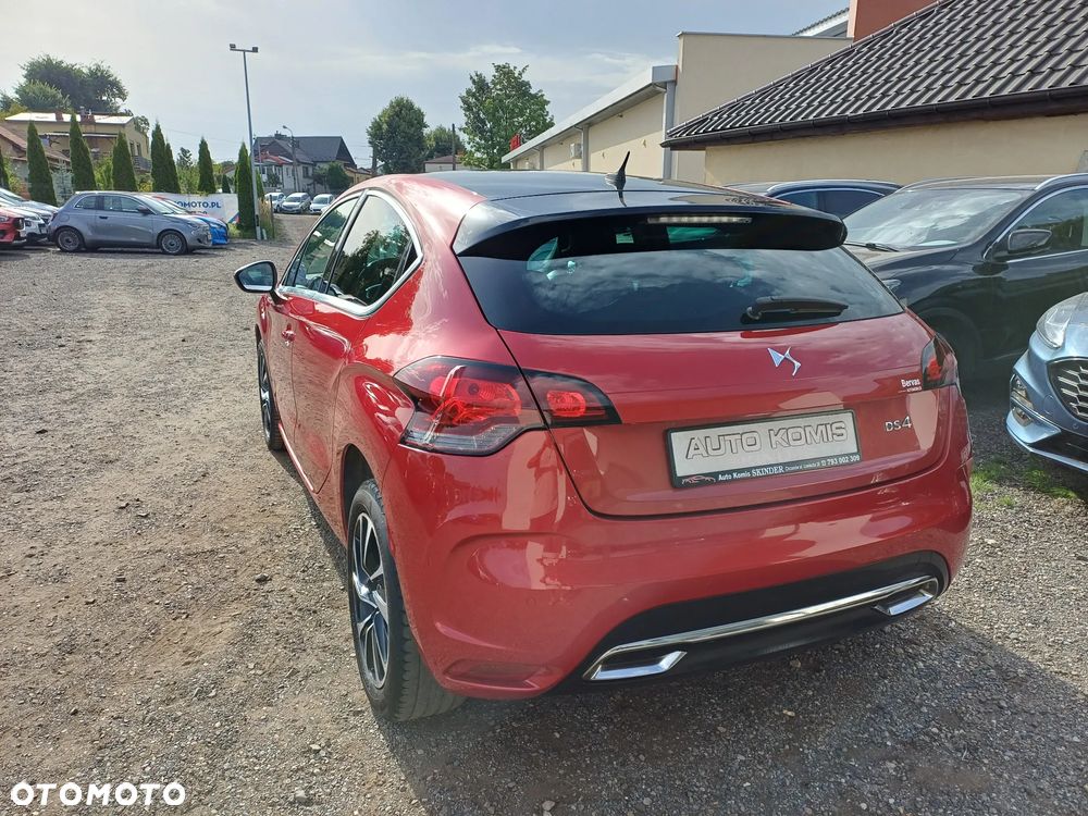 Citroën DS4 1.6 HDi SoChic - 4
