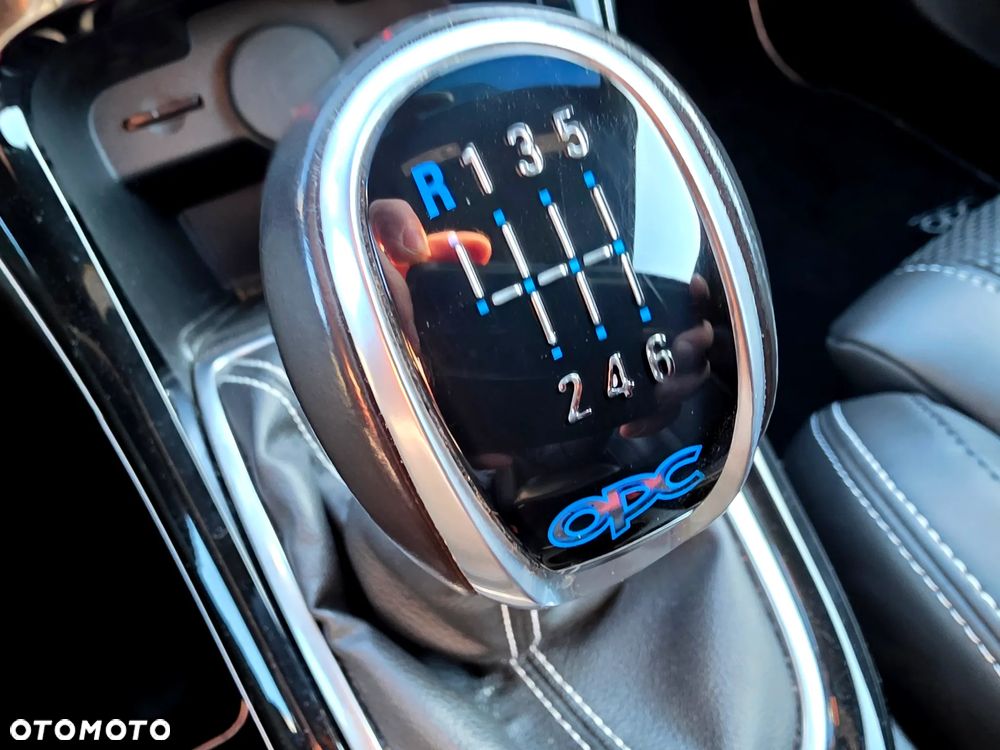 Opel Astra OPC Start/Stop - 18