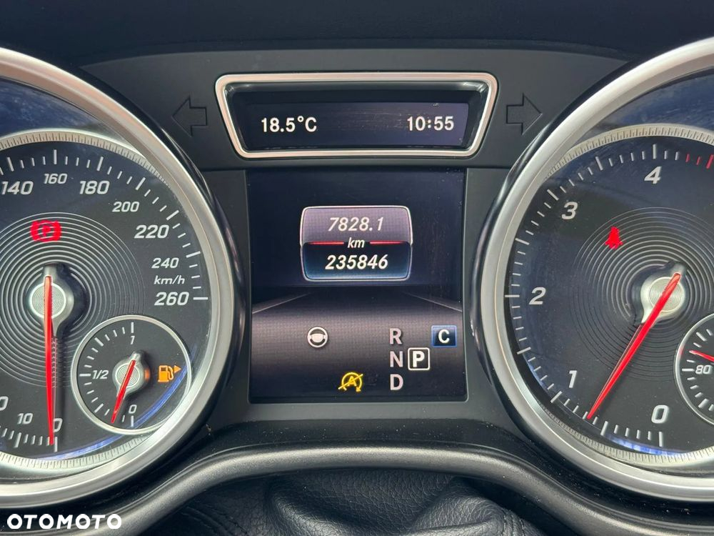 Mercedes-Benz GLS 350 d 4-Matic - 15