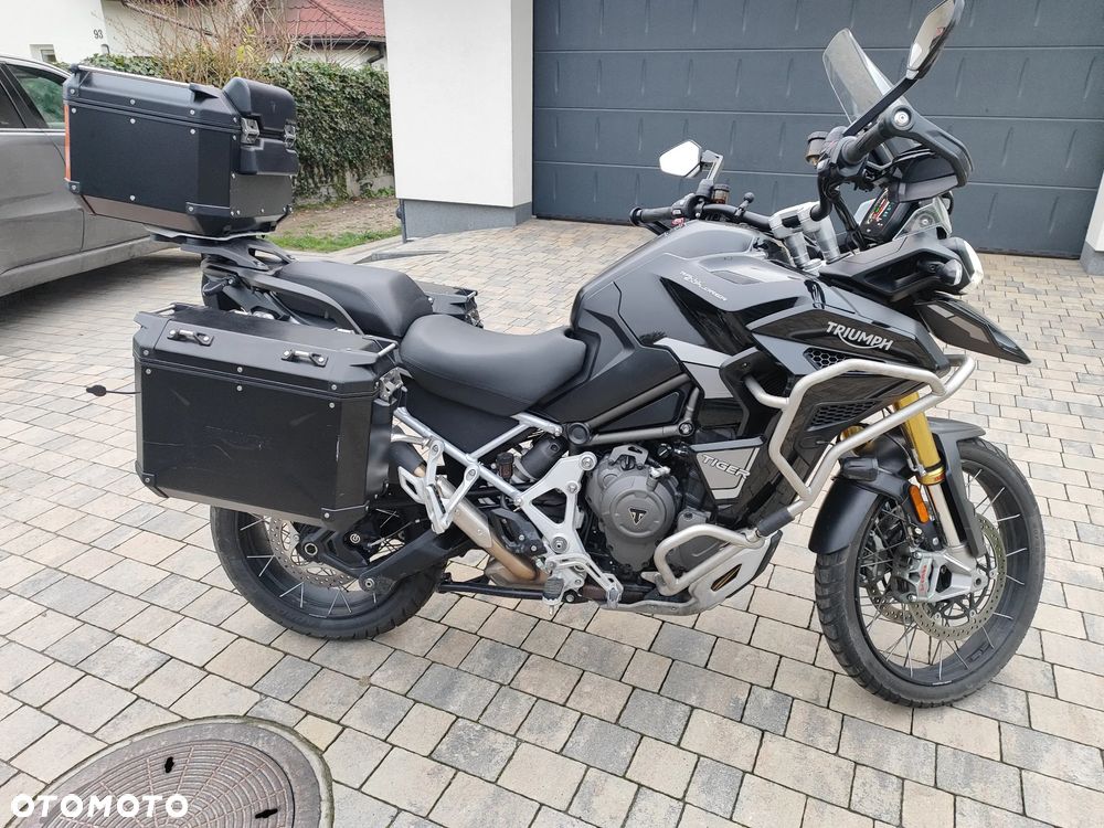 Triumph Tiger - 9