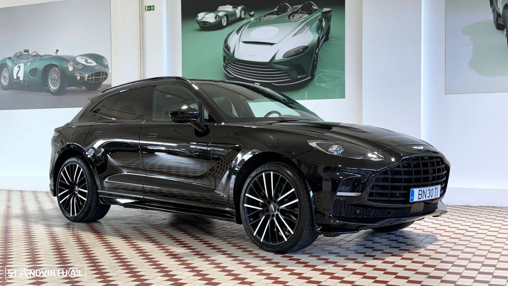 Aston Martin DBX 707 - 1