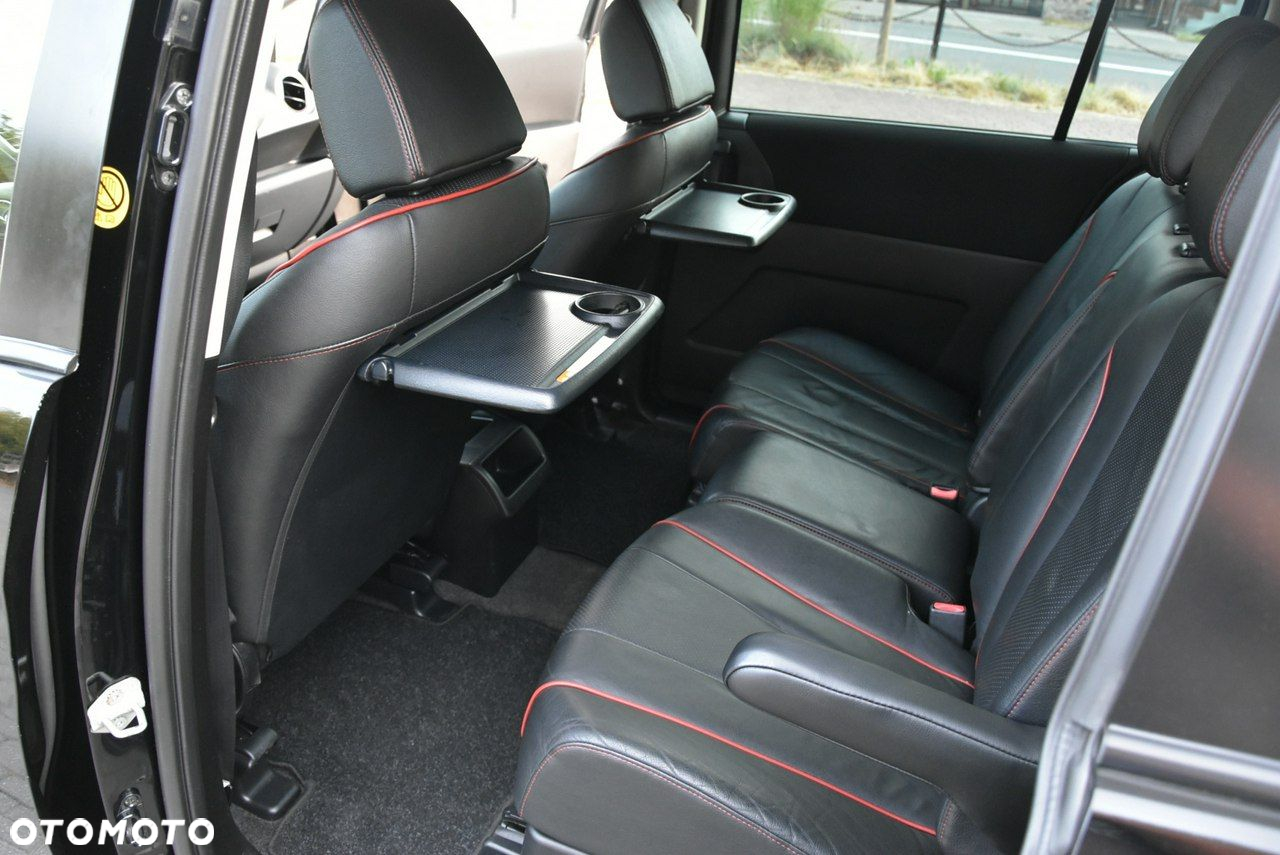 Mazda 5 - 16