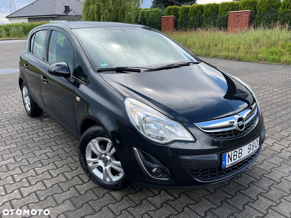 Opel Corsa 1.2 16V Innovation 110 Jahre - 2