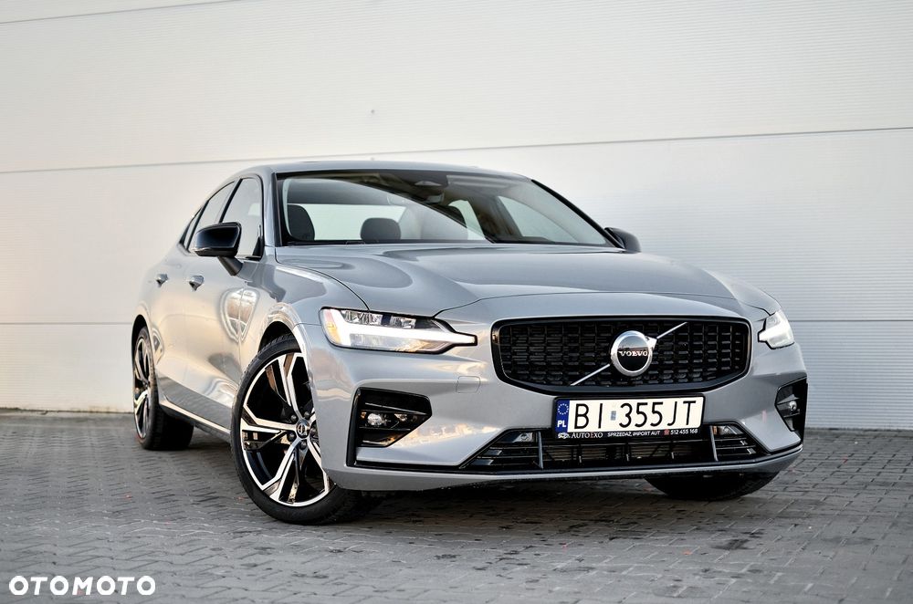Volvo S60 B5 B Ultimate Dark - 5
