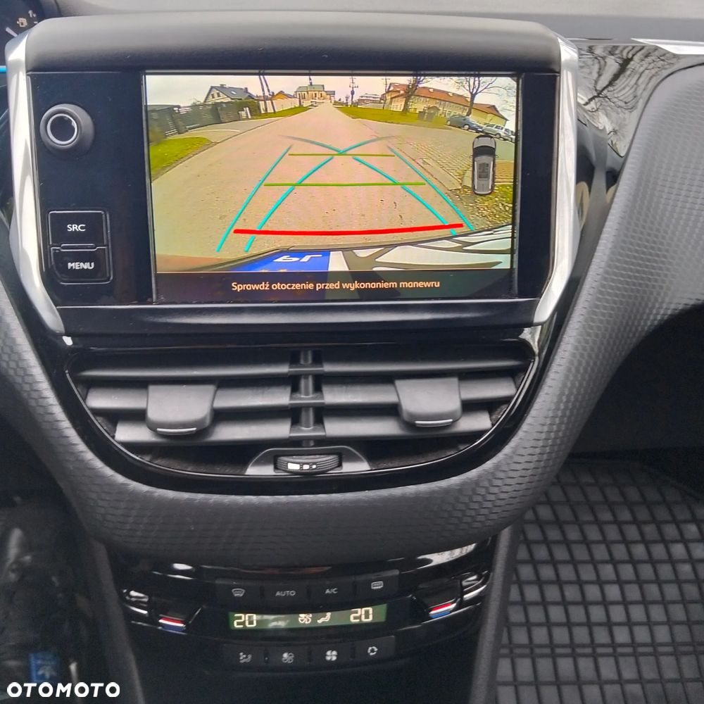 Peugeot 2008 PureTech 130 GPF Stop&Start Crossway - 24