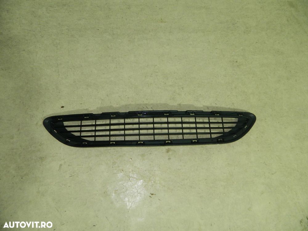 Grila intre proiectare, Mercedes C-Class SportCoupe(CL 203), 01-05, A2038853023 - 1