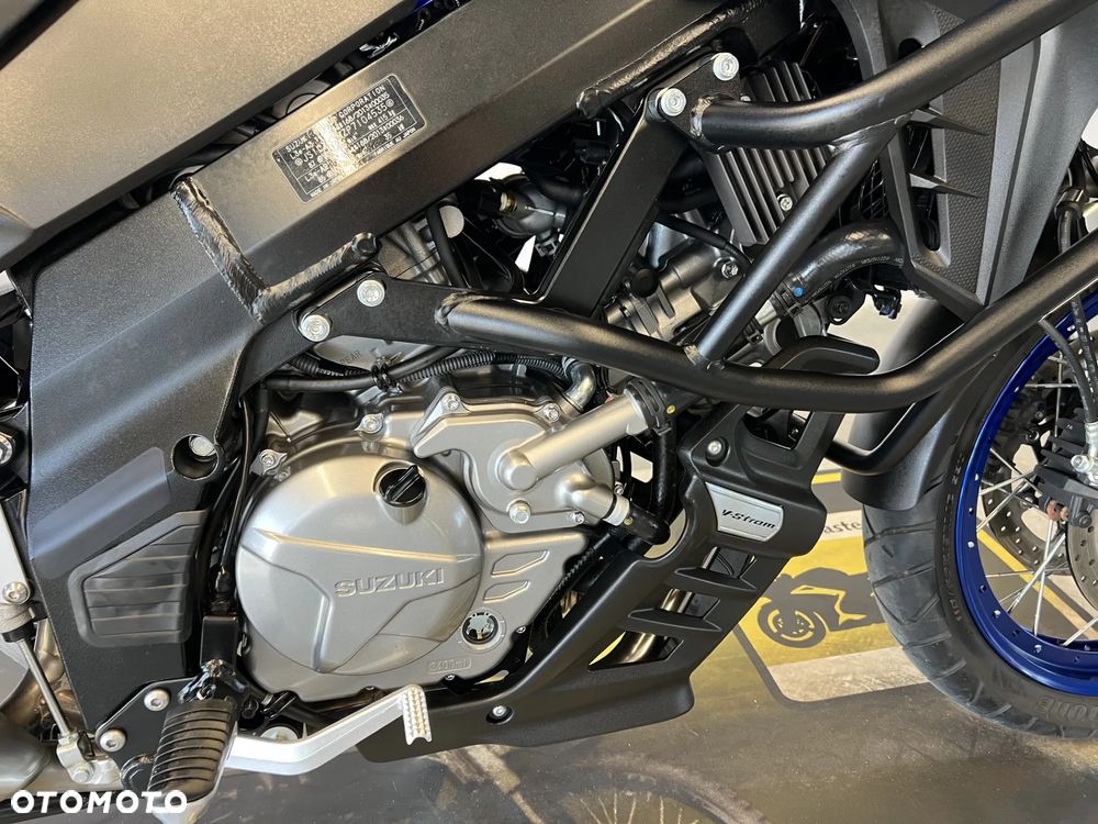 Suzuki V-STROM - 28