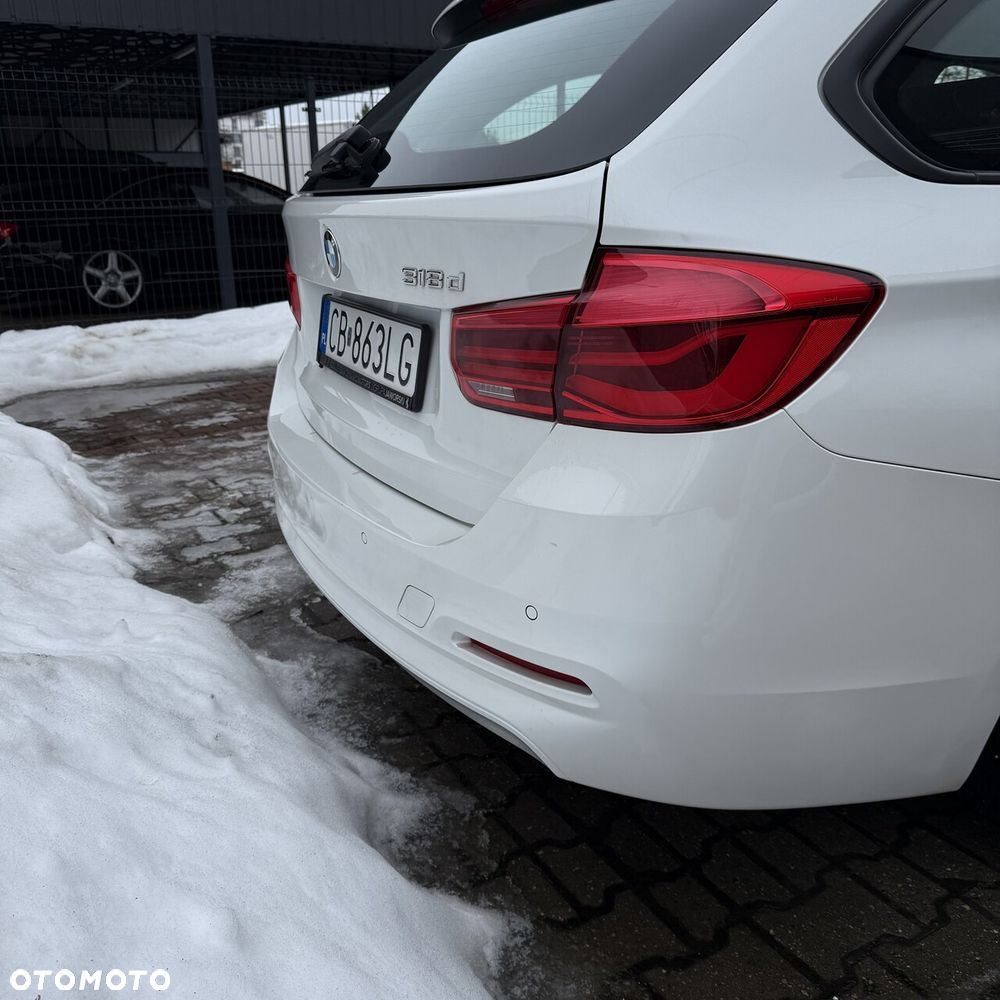BMW Seria 3 ver-318d - 12