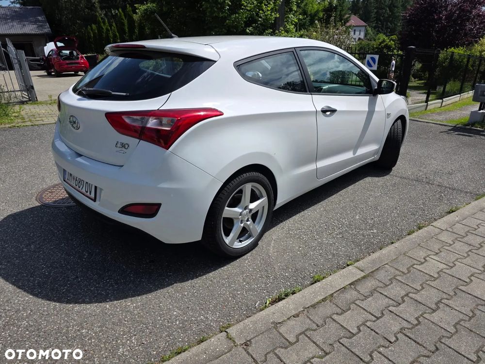 Hyundai i30 1.4 Base - 25
