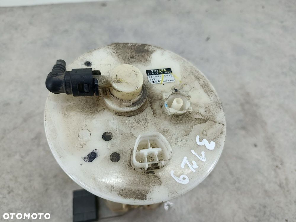 POMPA PALIWA TOYOTA PRIUS II 77020-47041  101961-8992  DENSO 1.5 16V - 5