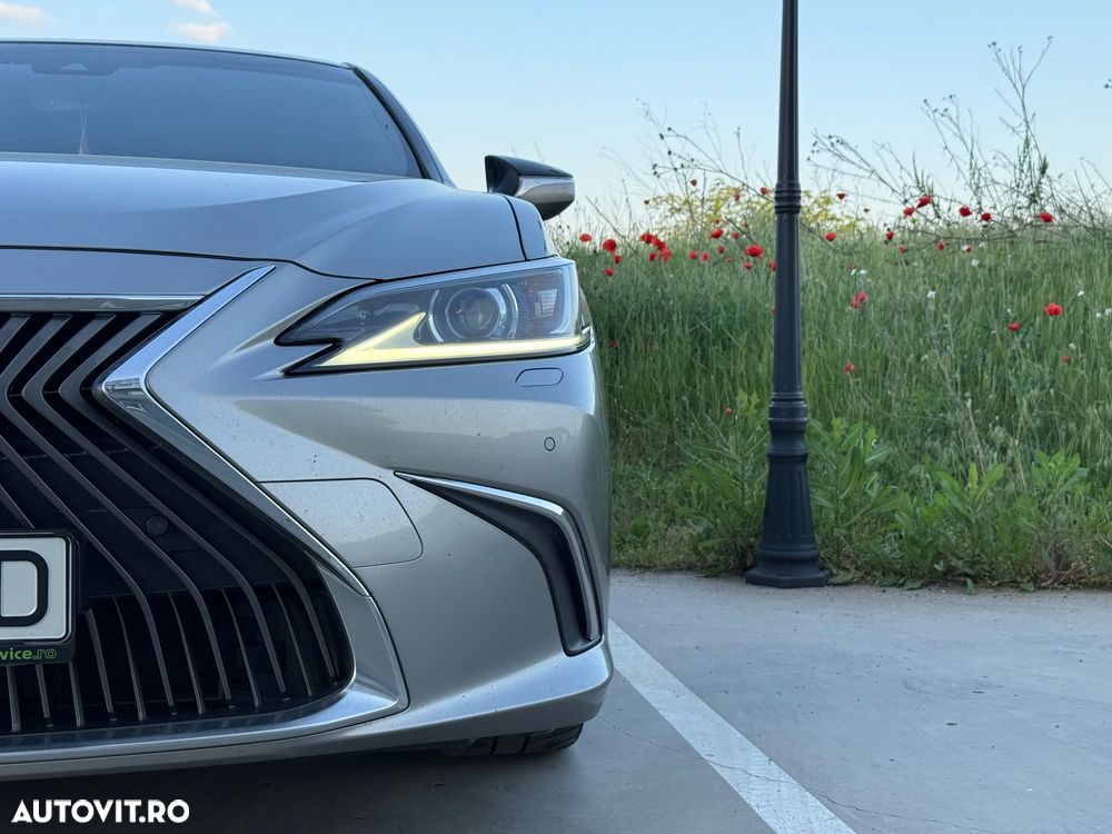 Lexus Seria ES 300h Executive - 2