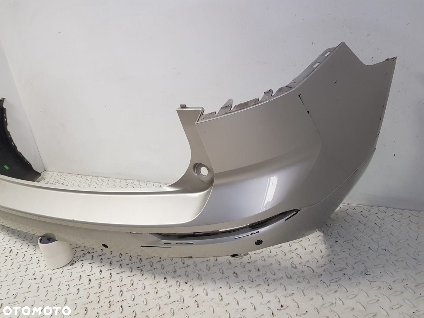 ZDERZAK TYLNY TYŁ VOLVO XC60 2 II R-DESIGN RDESIGNE 17-22 4xPDC 31425198 KOLOR 719 - 3