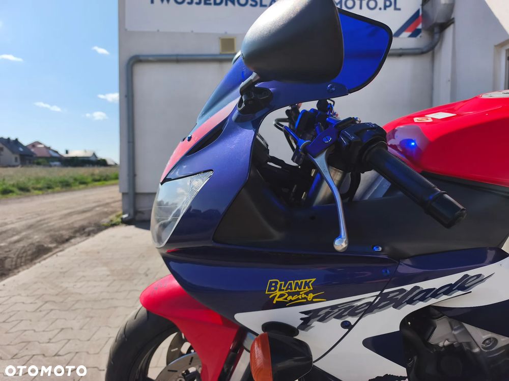Honda CBR - 9