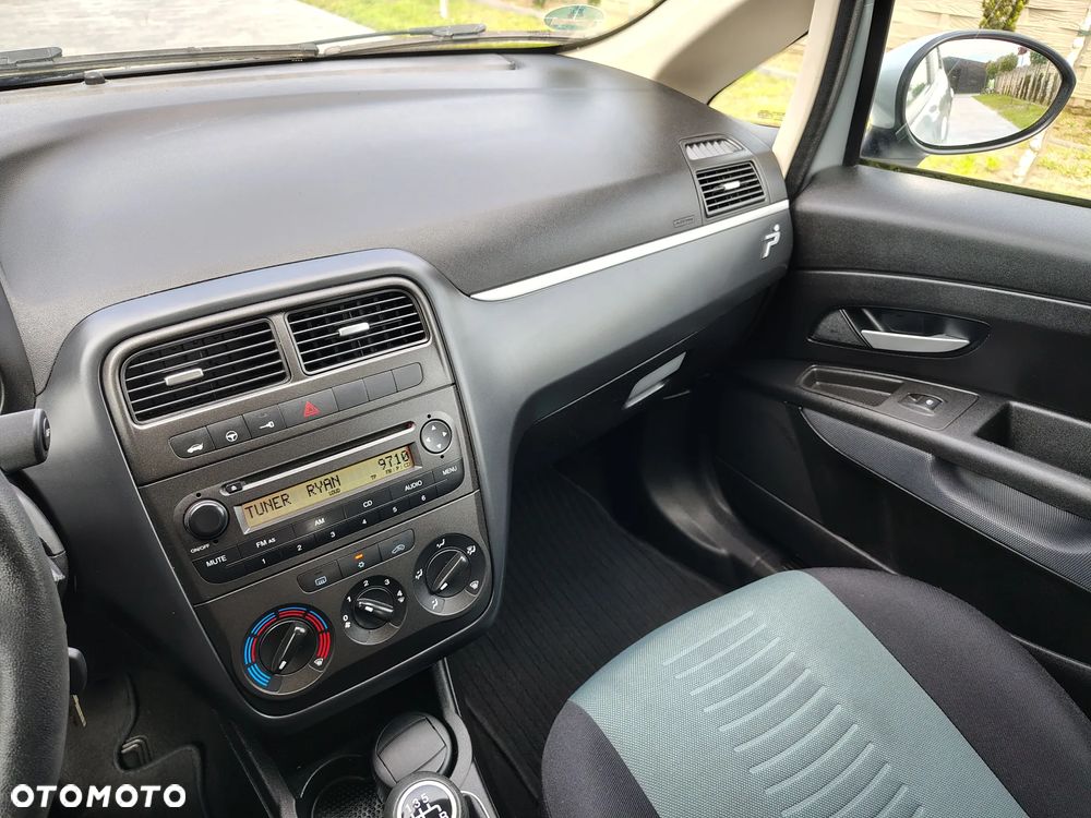 Fiat Grande Punto 1.2 8V Dynamic - 26