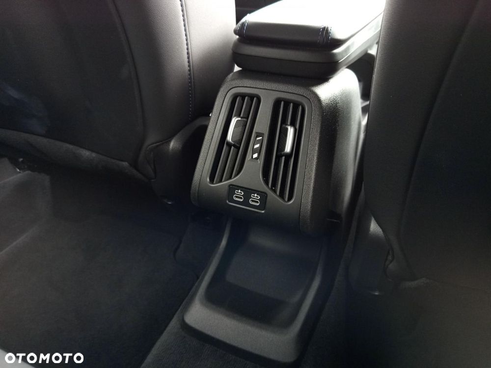 BMW Seria 2 - 21