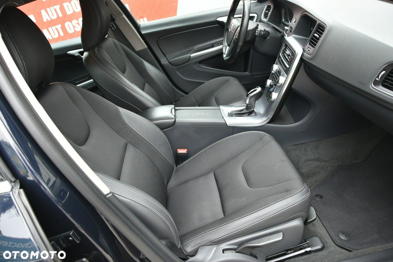 Volvo V60 - 34