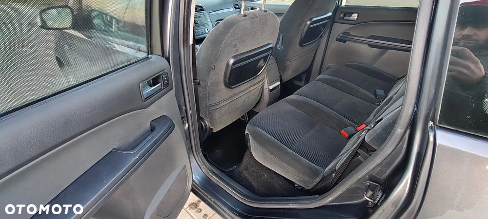 Ford Focus C-Max 1.8 Ghia - 21