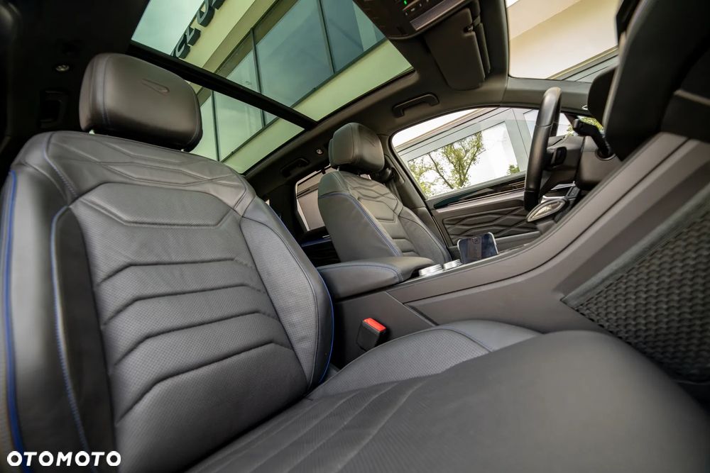 Volkswagen Touareg - 35