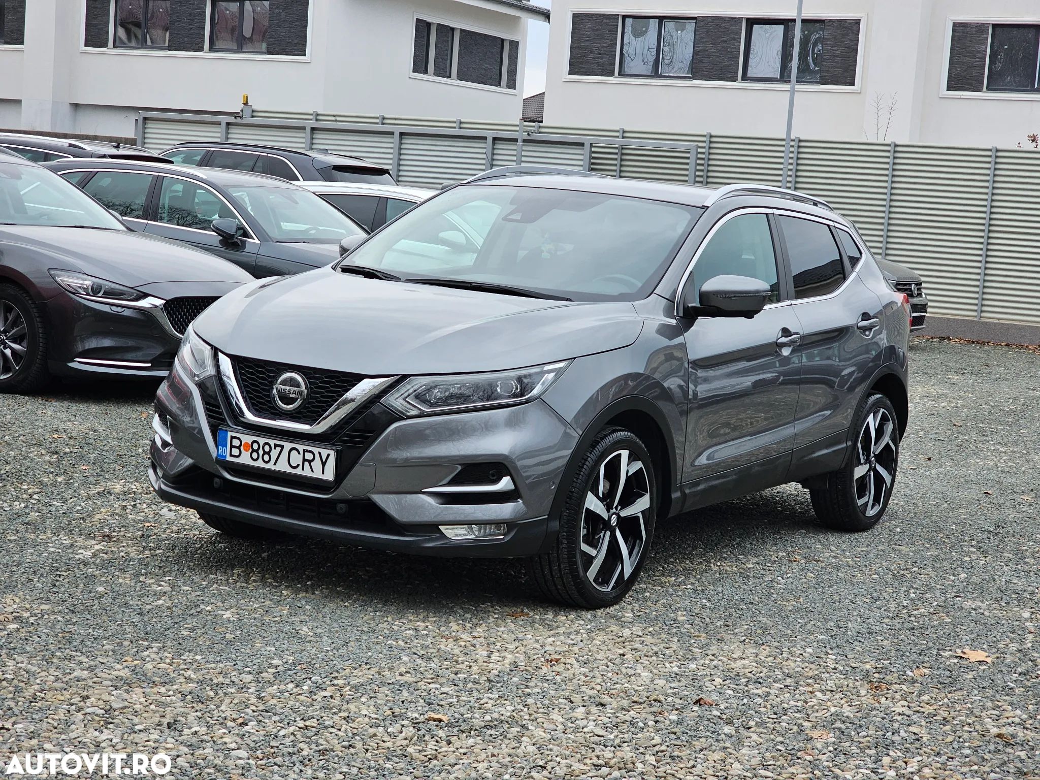 Nissan Qashqai 1.6 DCI Start/Stop X-TRONIC Tekna - 1