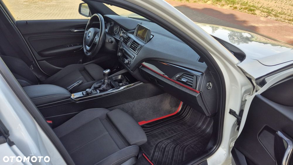 BMW Seria 1 116i Sport Line - 10
