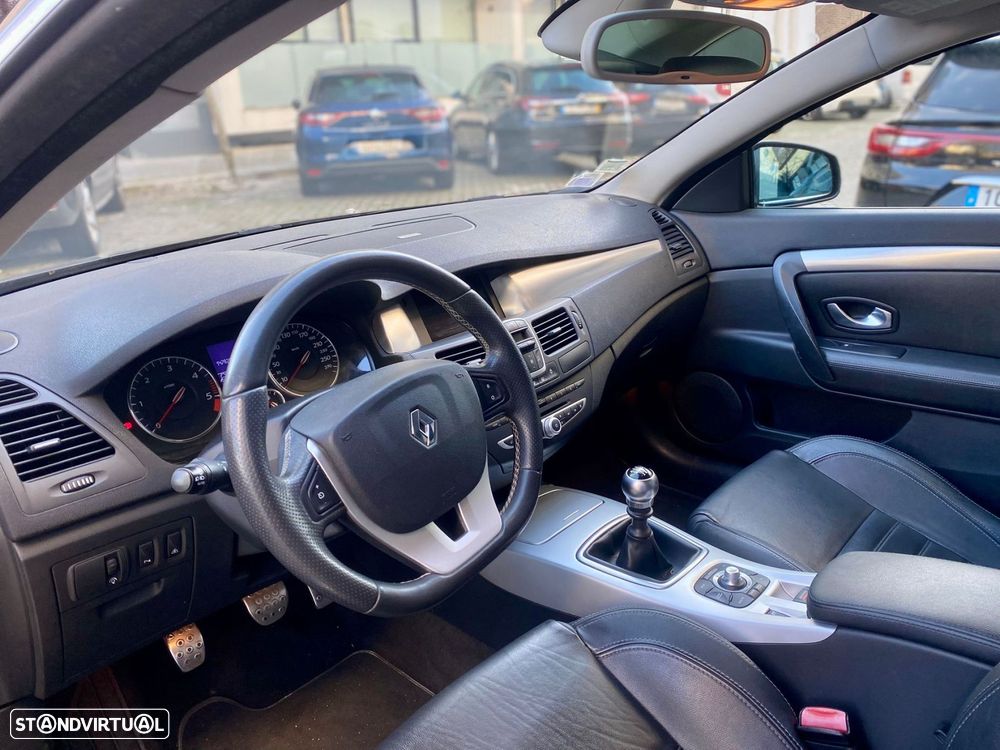 Renault Laguna Coupe 2.0 dCi GT - 16