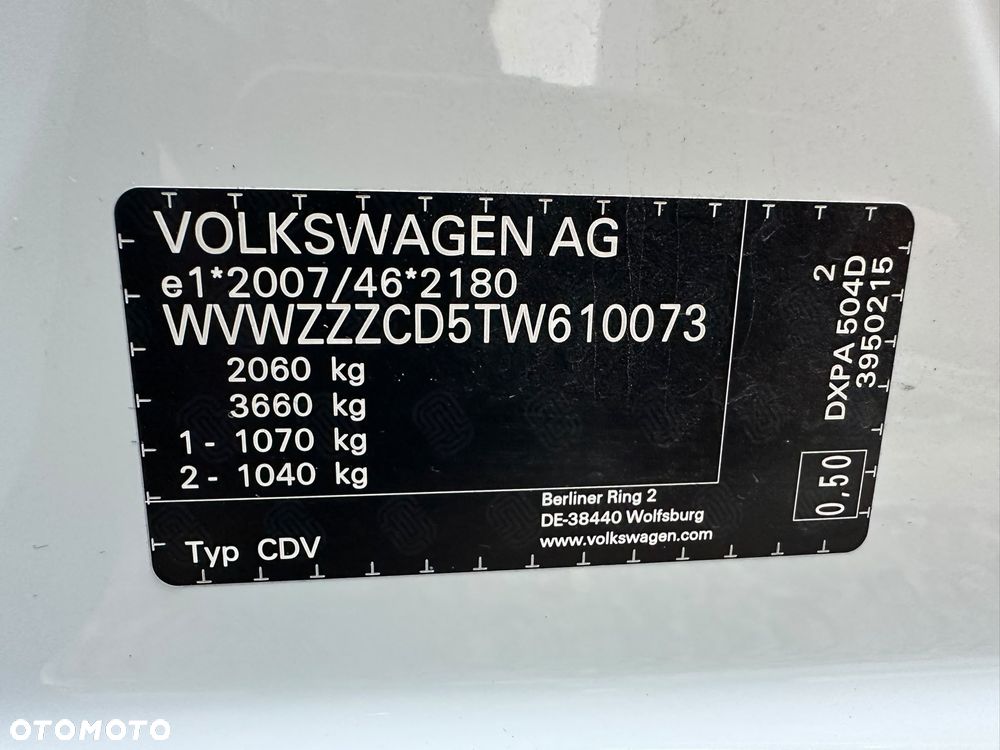 Volkswagen Golf - 28