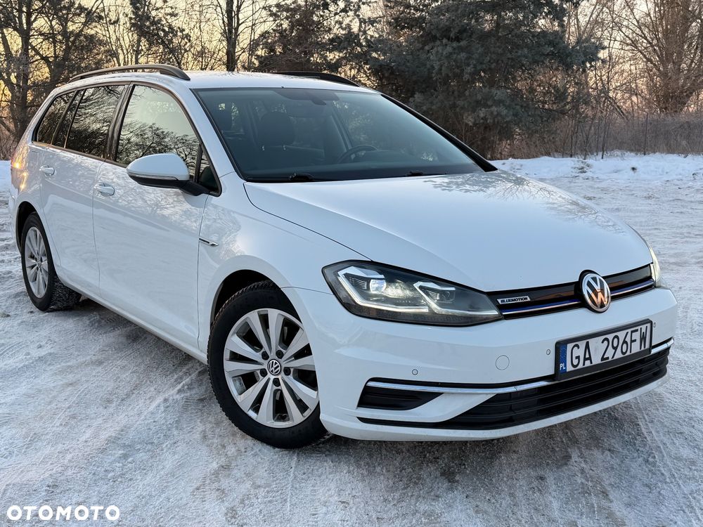 Volkswagen Golf 1.5 TSI BMT Comfortline DSG - 4