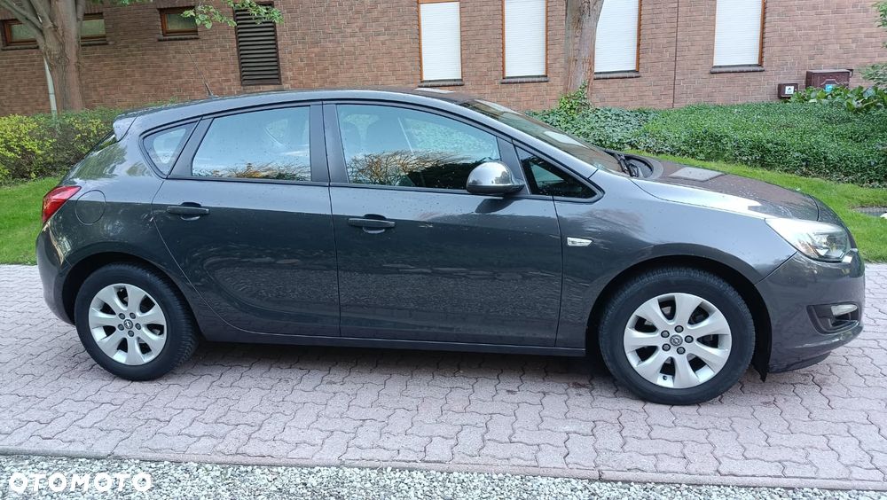 Opel Astra 1.4 T Enjoy EU6 - 6