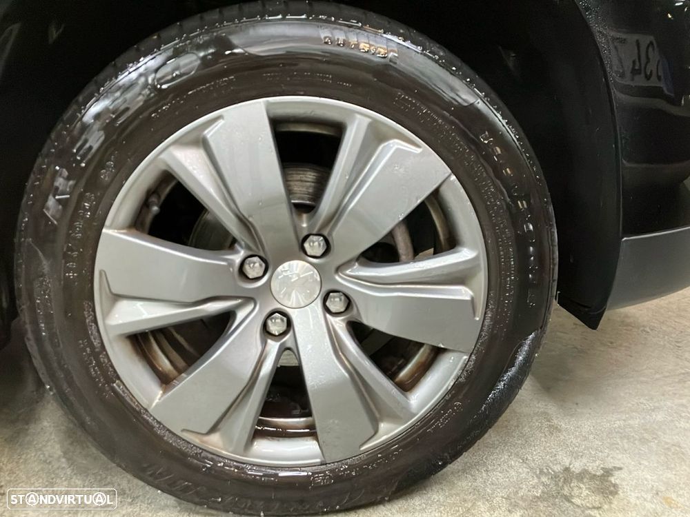 Peugeot 2008 1.2 PureTech Style - 18