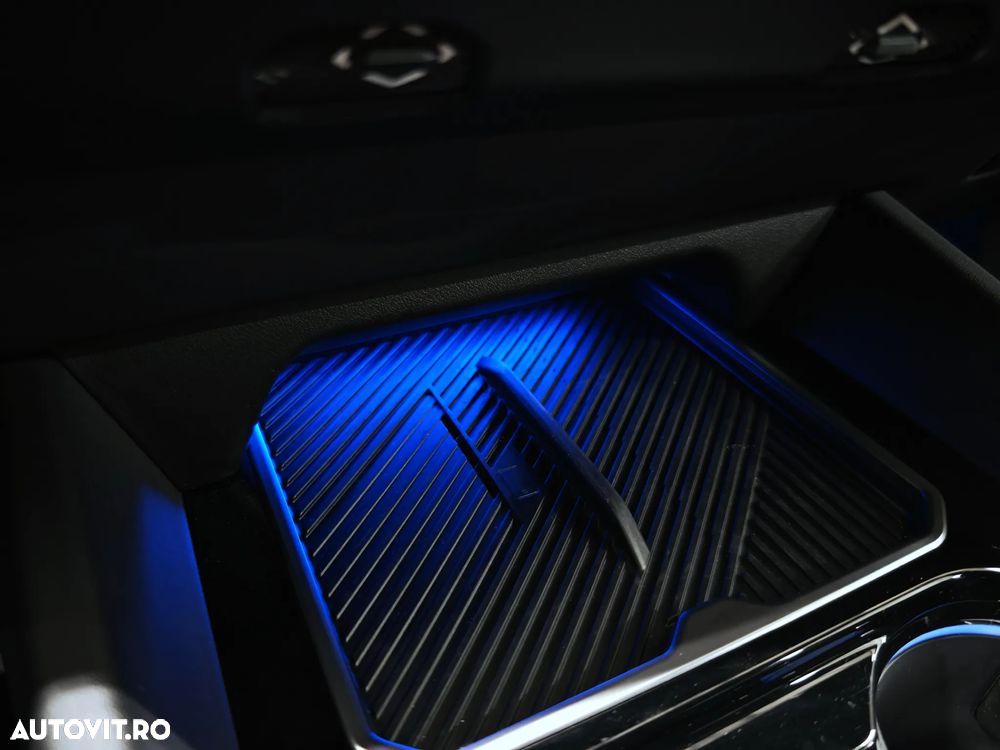 BMW Seria 5 520i AT MHEV - 13